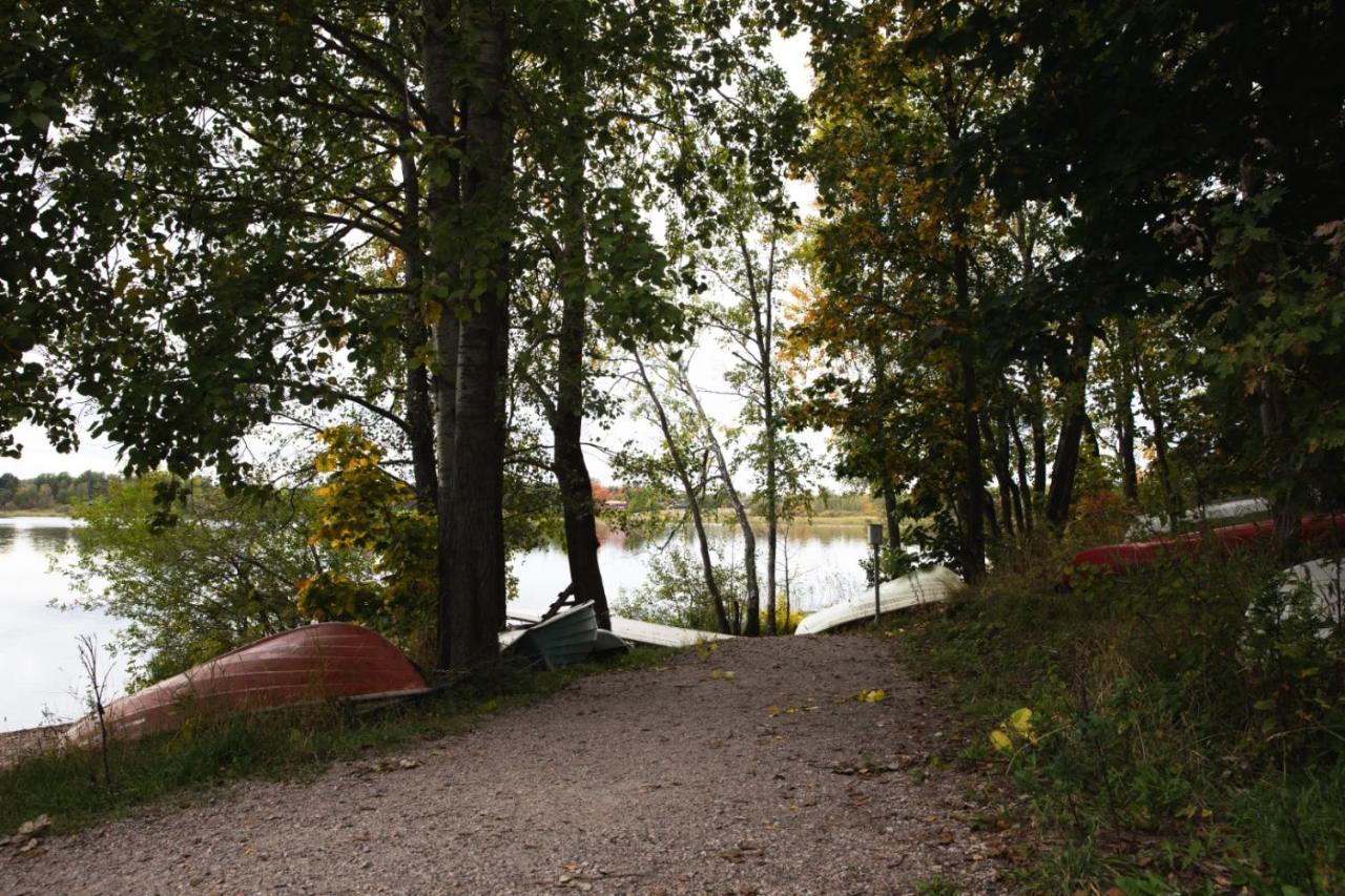 Villa Jupperi Espoossa Buitenkant foto